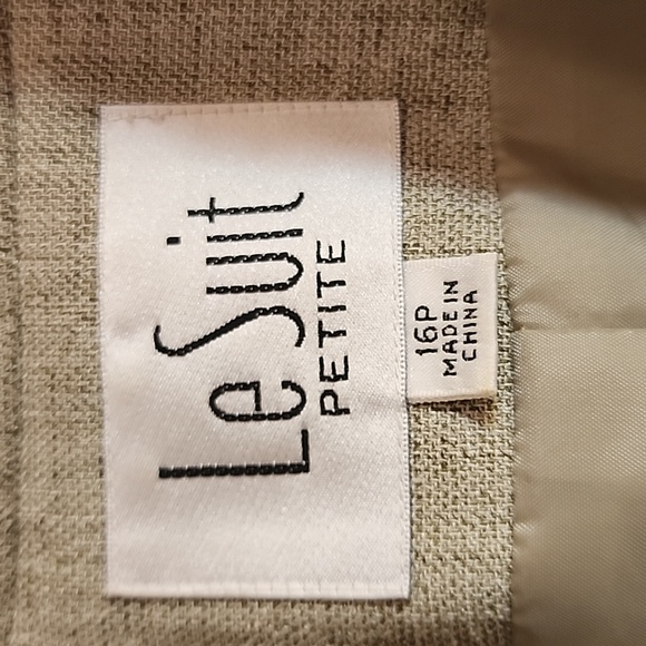 **SOLD**Le Suit Pant Suit from Macy's Light Olive Green - Picture 8 of 10